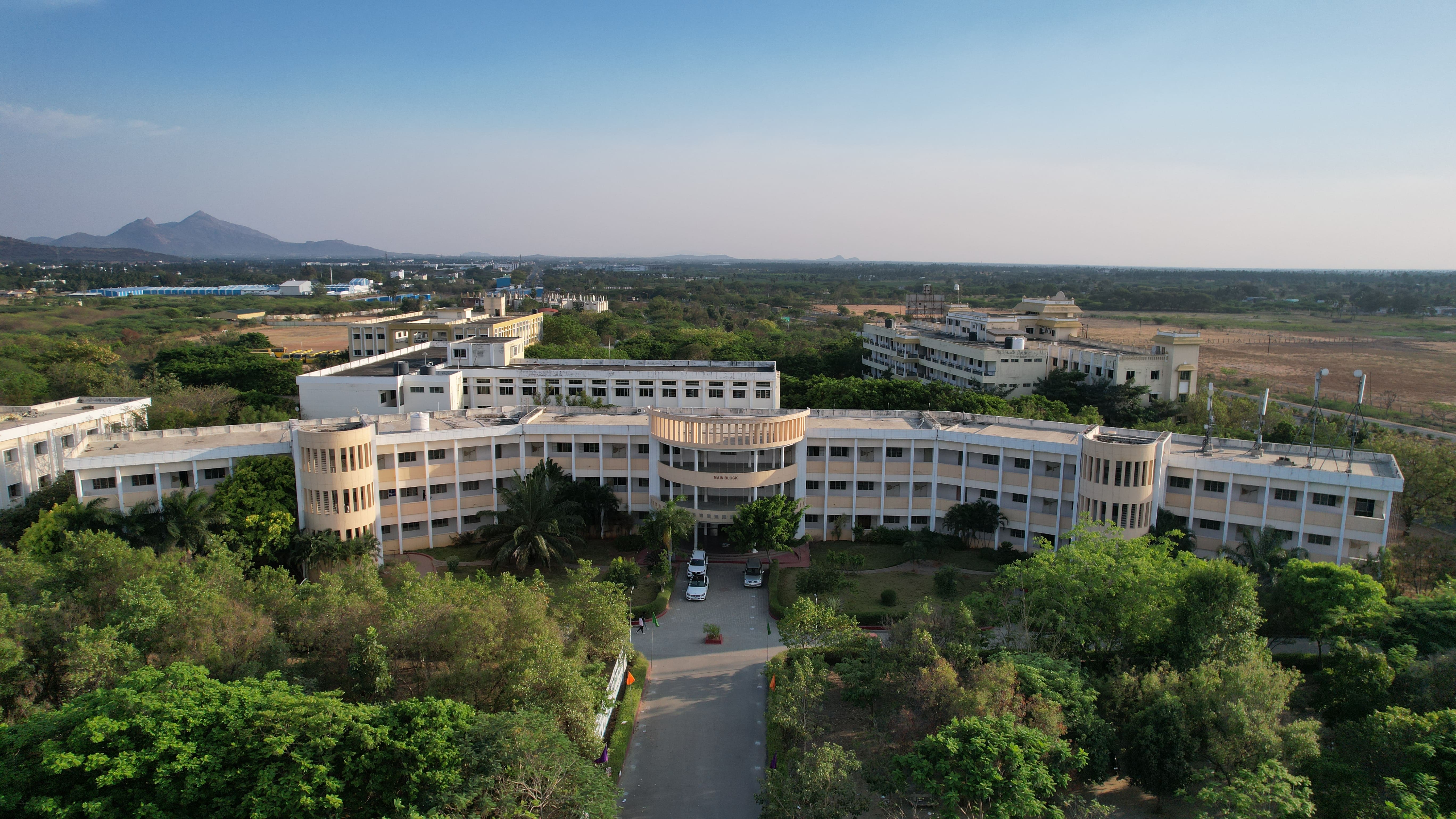 Gnanamani College of Technology